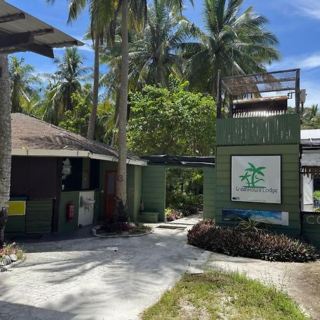 Greenhouse Ecolodge Остров Мантанани Екстериор снимка